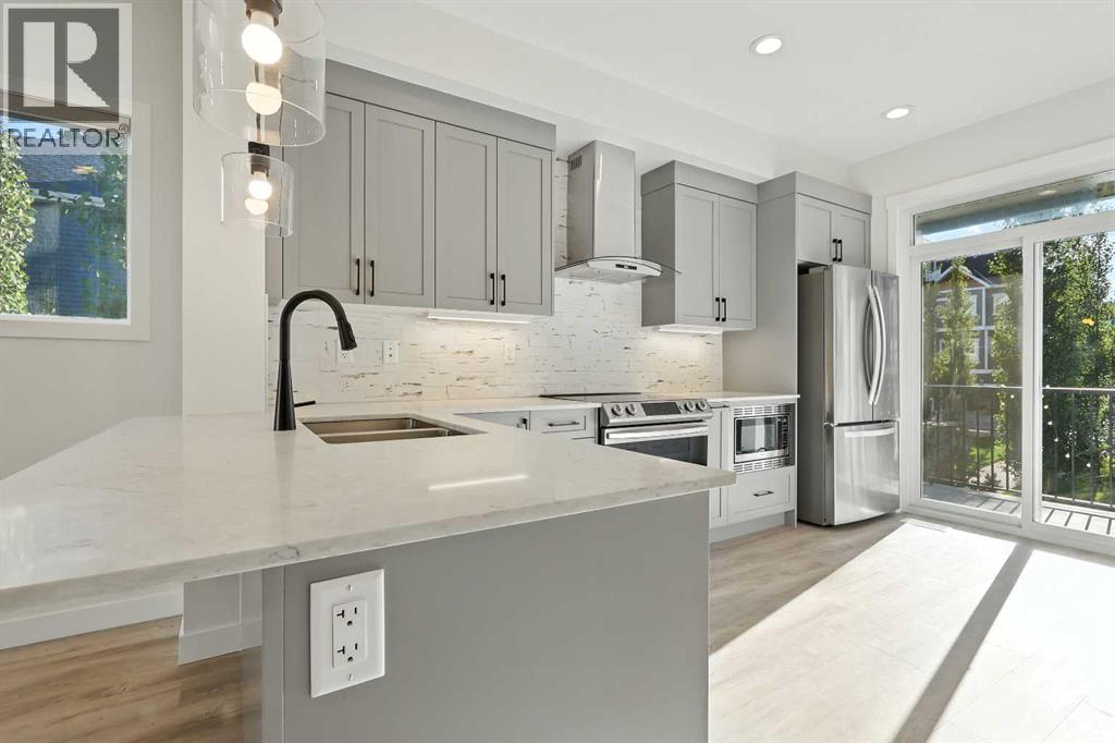 Photo 7 of 1401 355 Nolancrest Heights Nw, Calgary AB