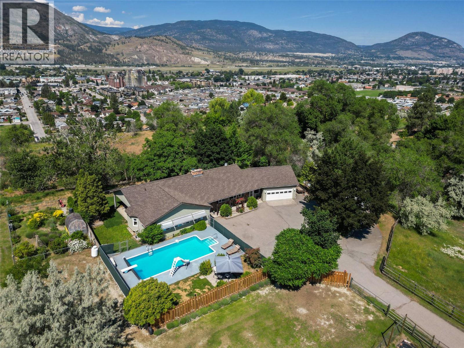  3575 VALLEYVIEW Road, Penticton