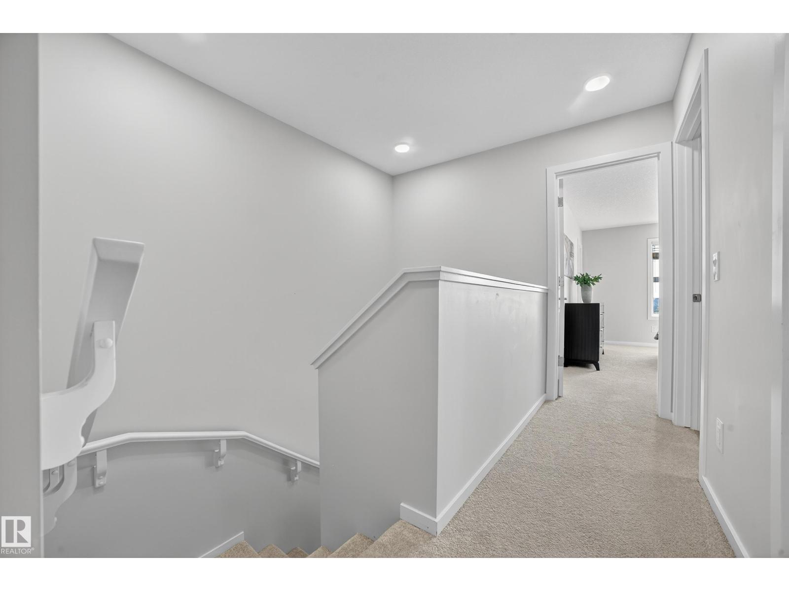 Photo 19 of 2047 Maple Rd Nw, Edmonton AB