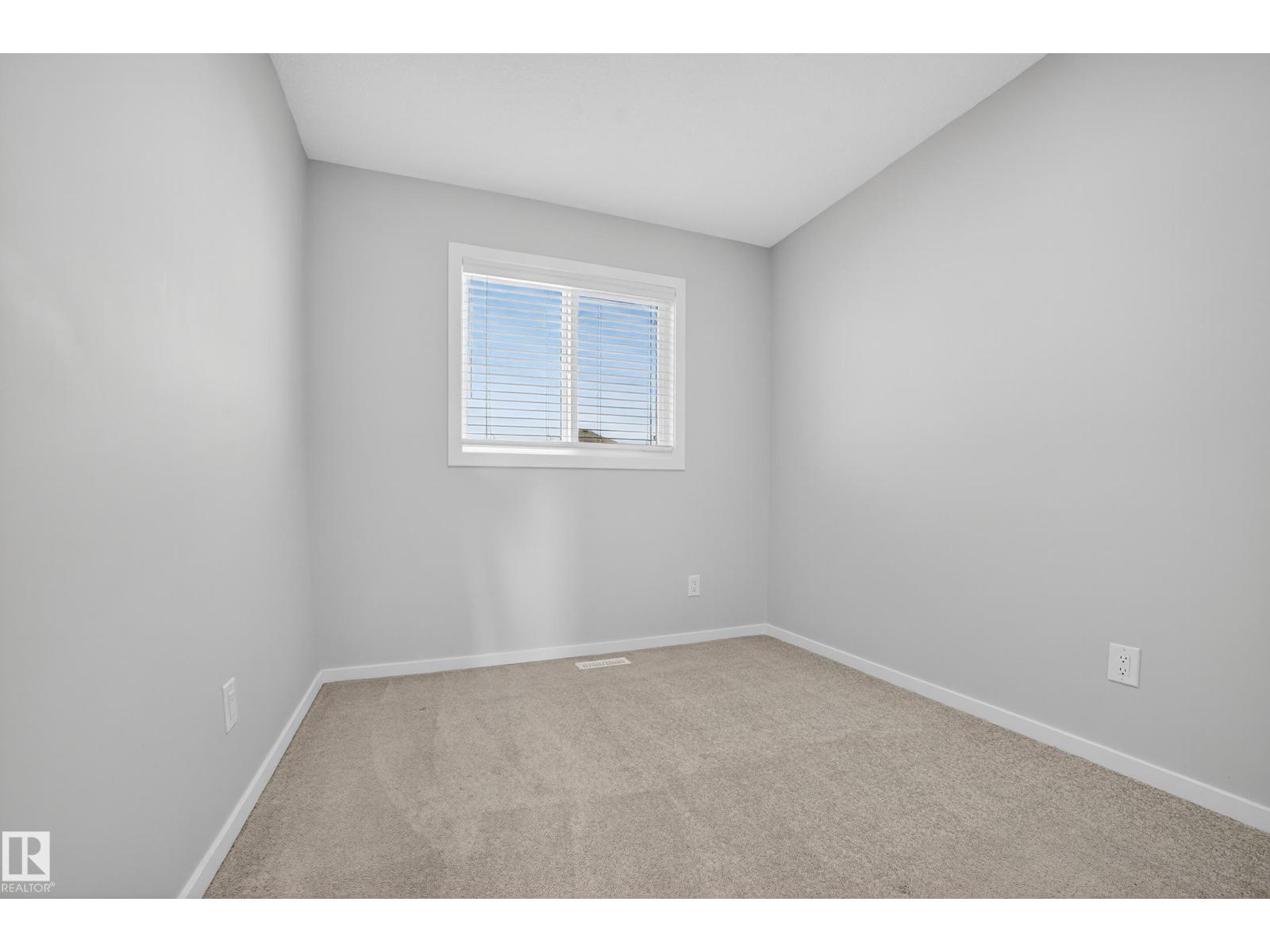 Photo 24 of 2047 Maple Rd Nw, Edmonton AB