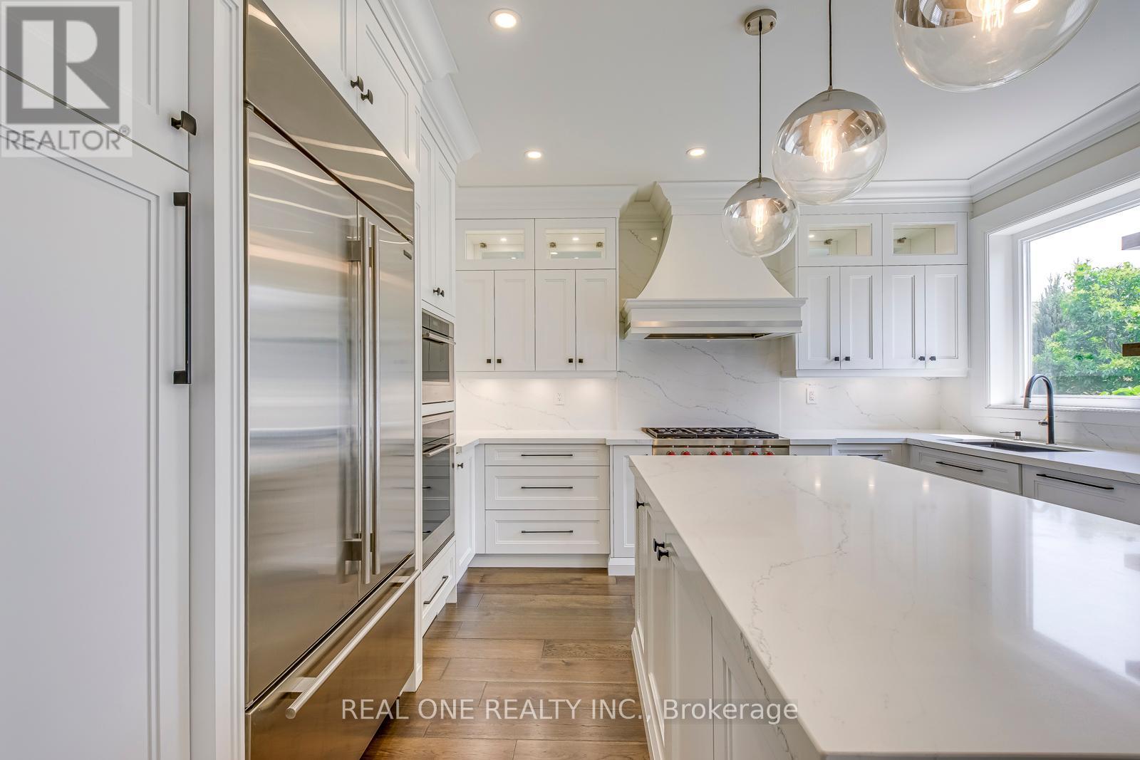 Photo 15 of 2240 Pine Glen Road, Oakville ON