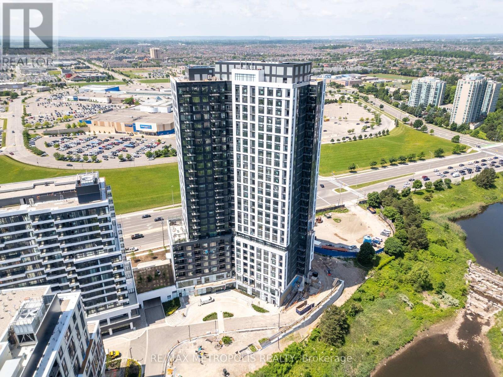 Photo 2 of 807 2495 Eglinton Avenue W, Mississauga ON