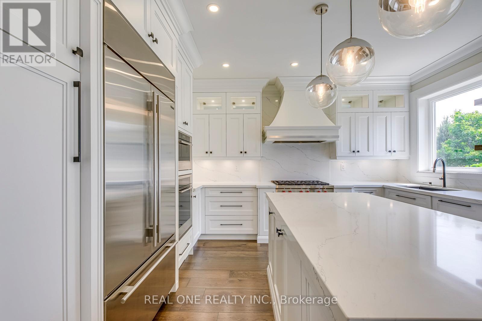 Photo 15 of 2240 Pine Glen Road, Oakville ON