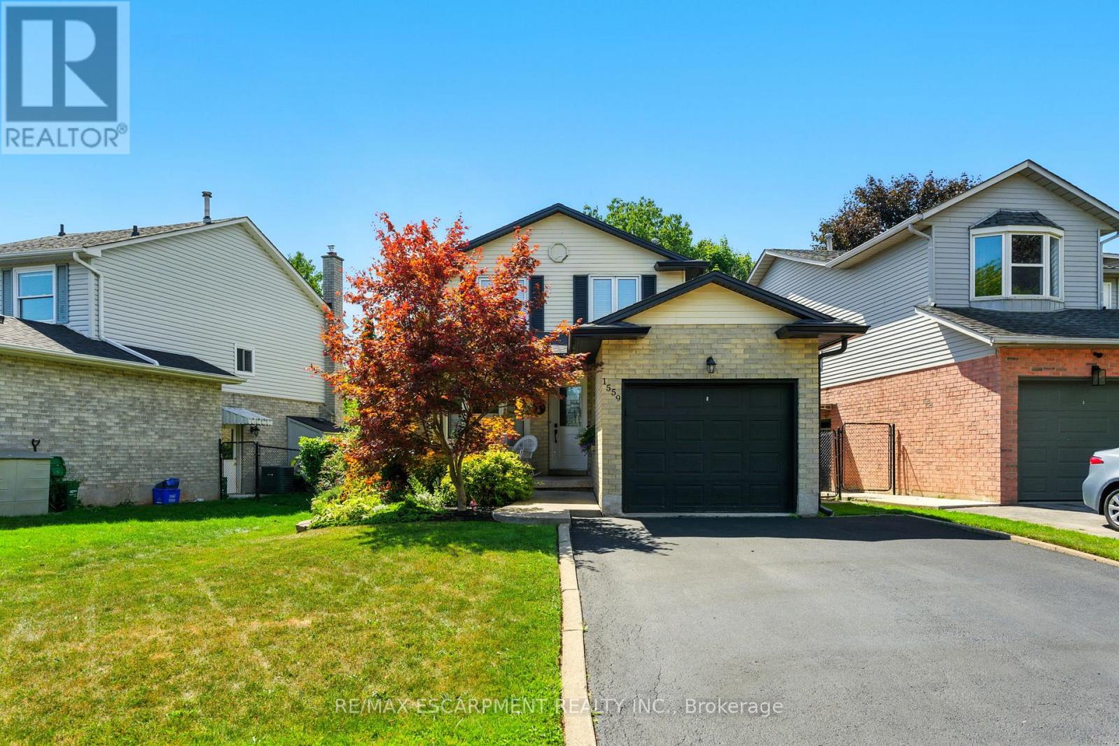 Photo 1 of 1559 Riley Avenue, Burlington ON