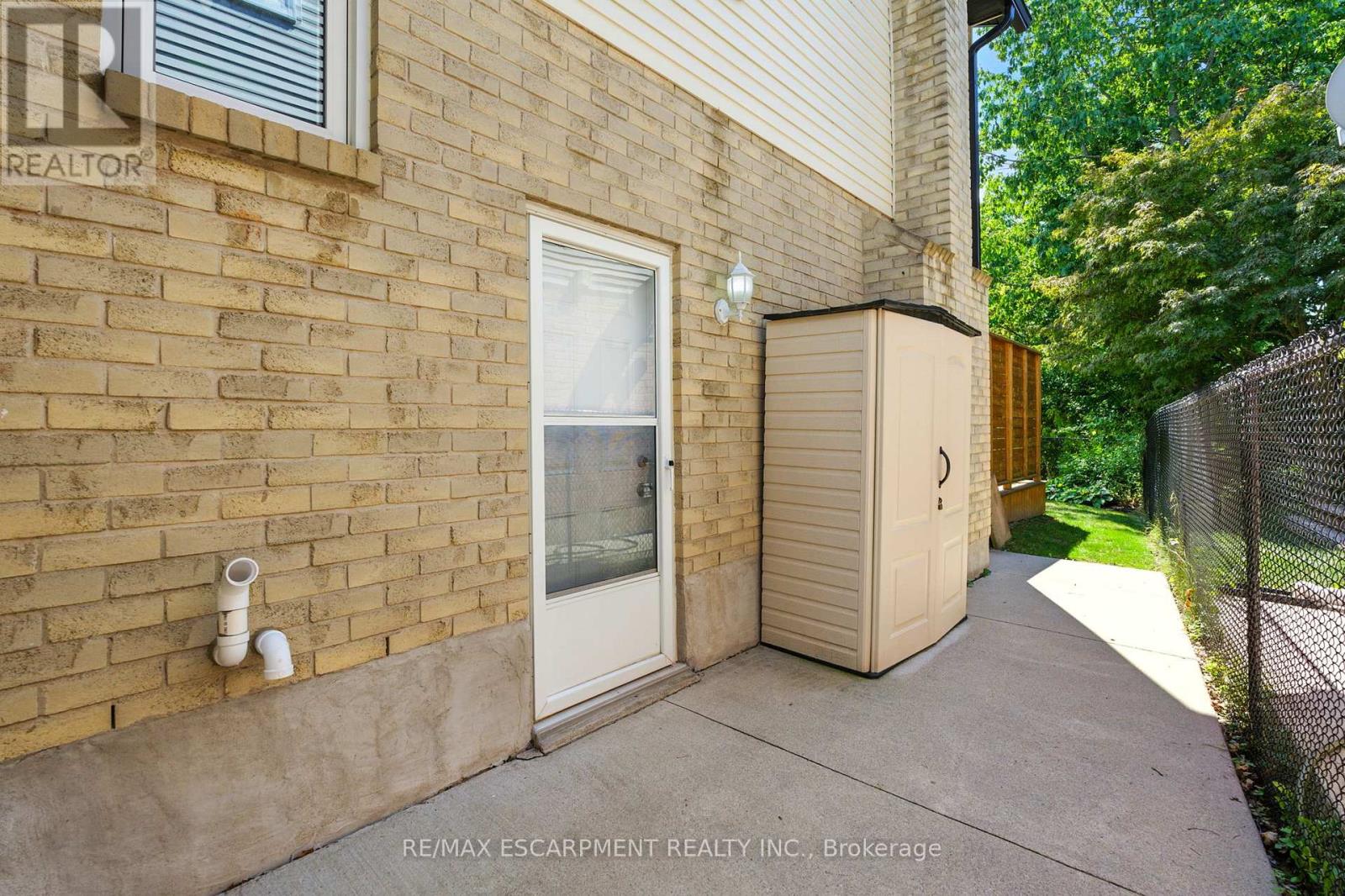 Photo 39 of 1559 Riley Avenue, Burlington ON