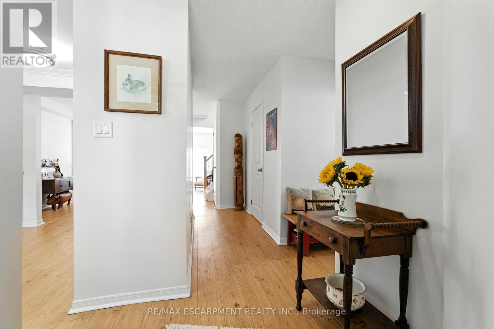 Photo 8 of 1559 Riley Avenue, Burlington ON