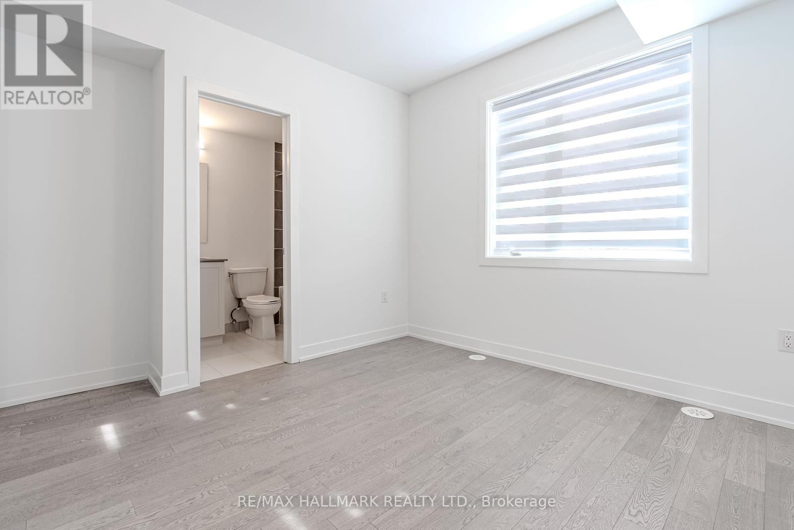 Photo 27 of 216 1085 Douglas Mccurdy Common, Mississauga ON