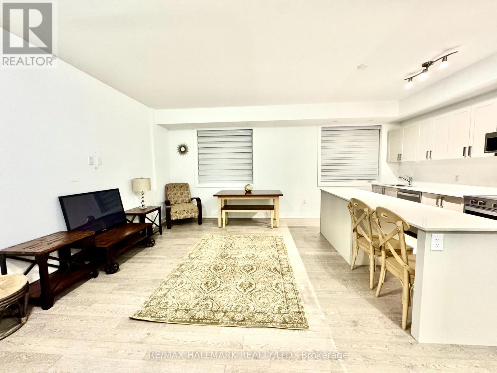 Photo 43 of 216 1085 Douglas Mccurdy Common, Mississauga ON