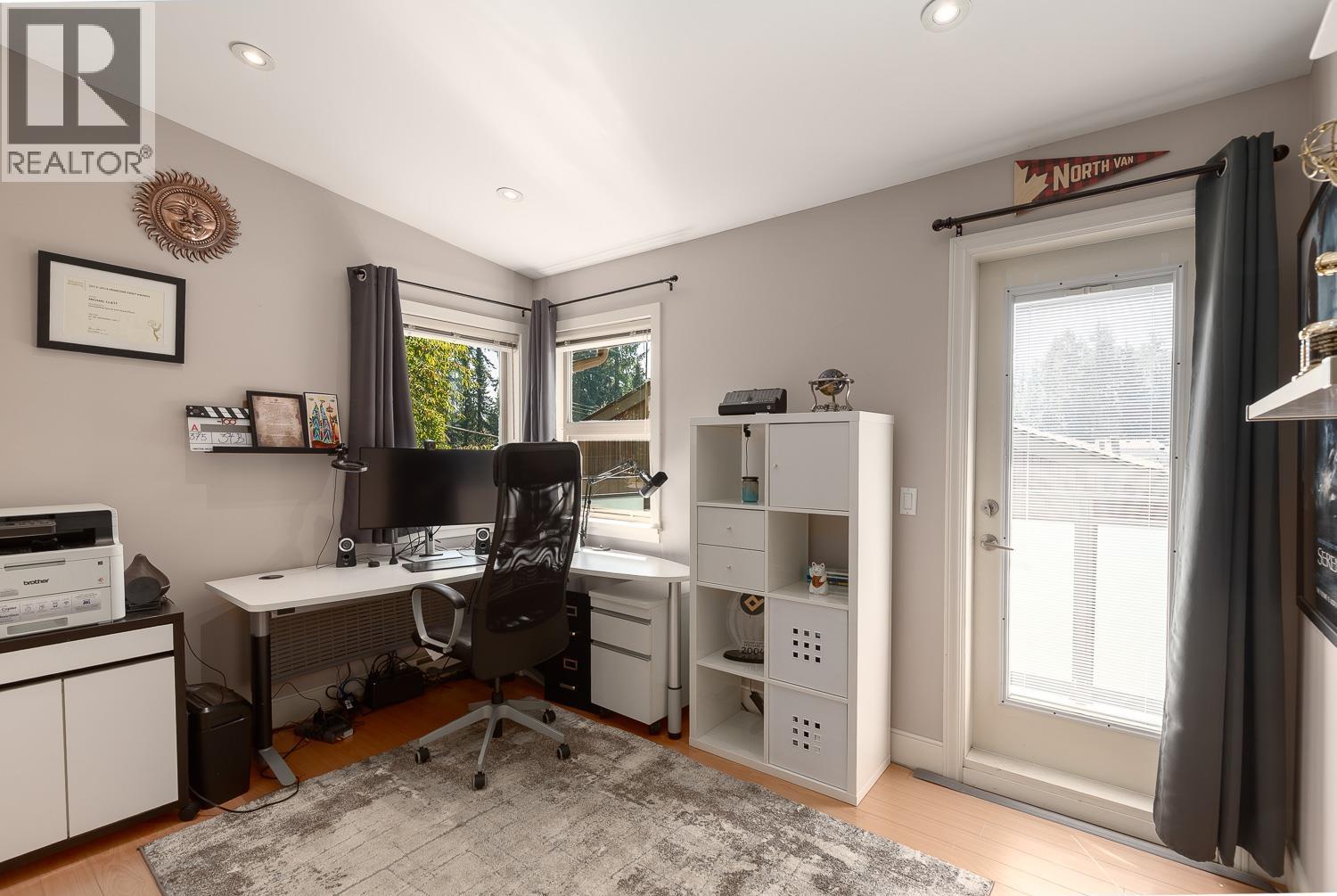 Photo 22 of 3681 Henderson Avenue, North Vancouver BC