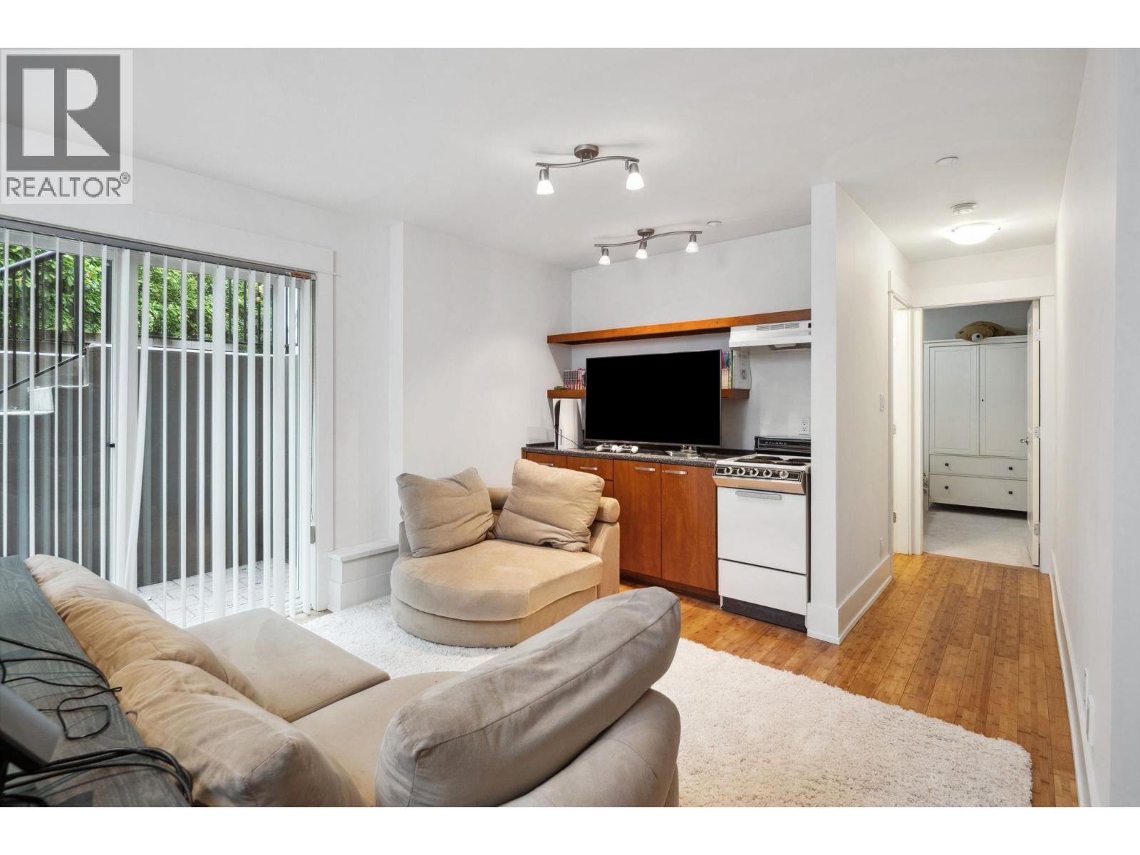 Photo 26 of 3322 W 40th Avenue, Vancouver BC