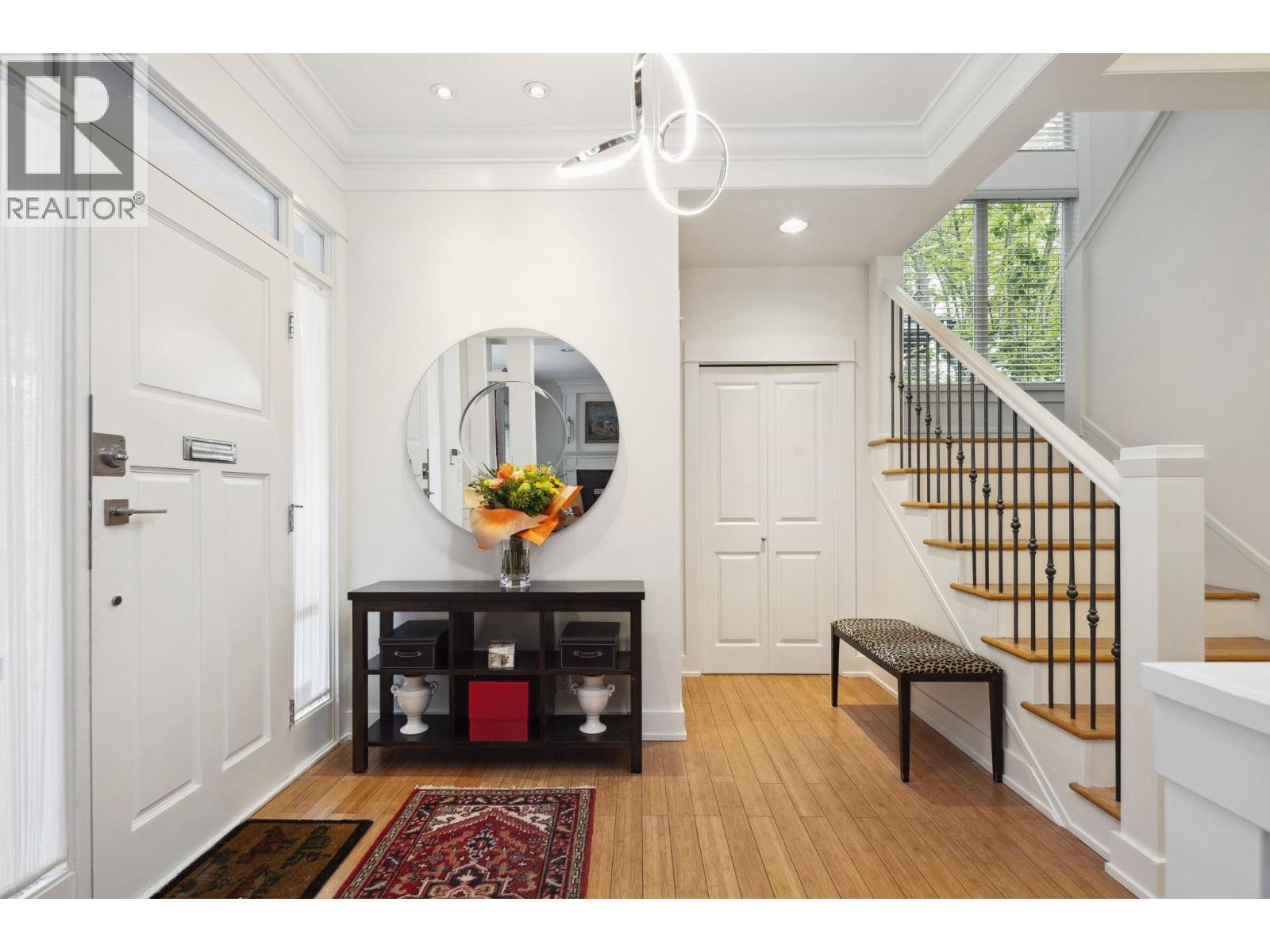 Photo 4 of 3322 W 40th Avenue, Vancouver BC