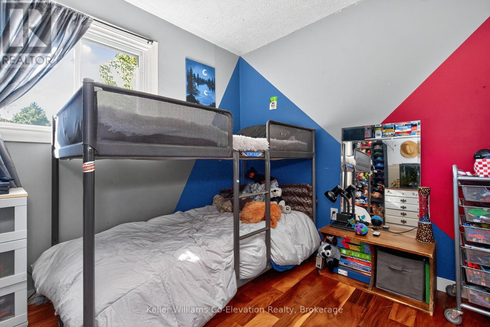 Photo 15 of 200 Sixth Street, Midland ON