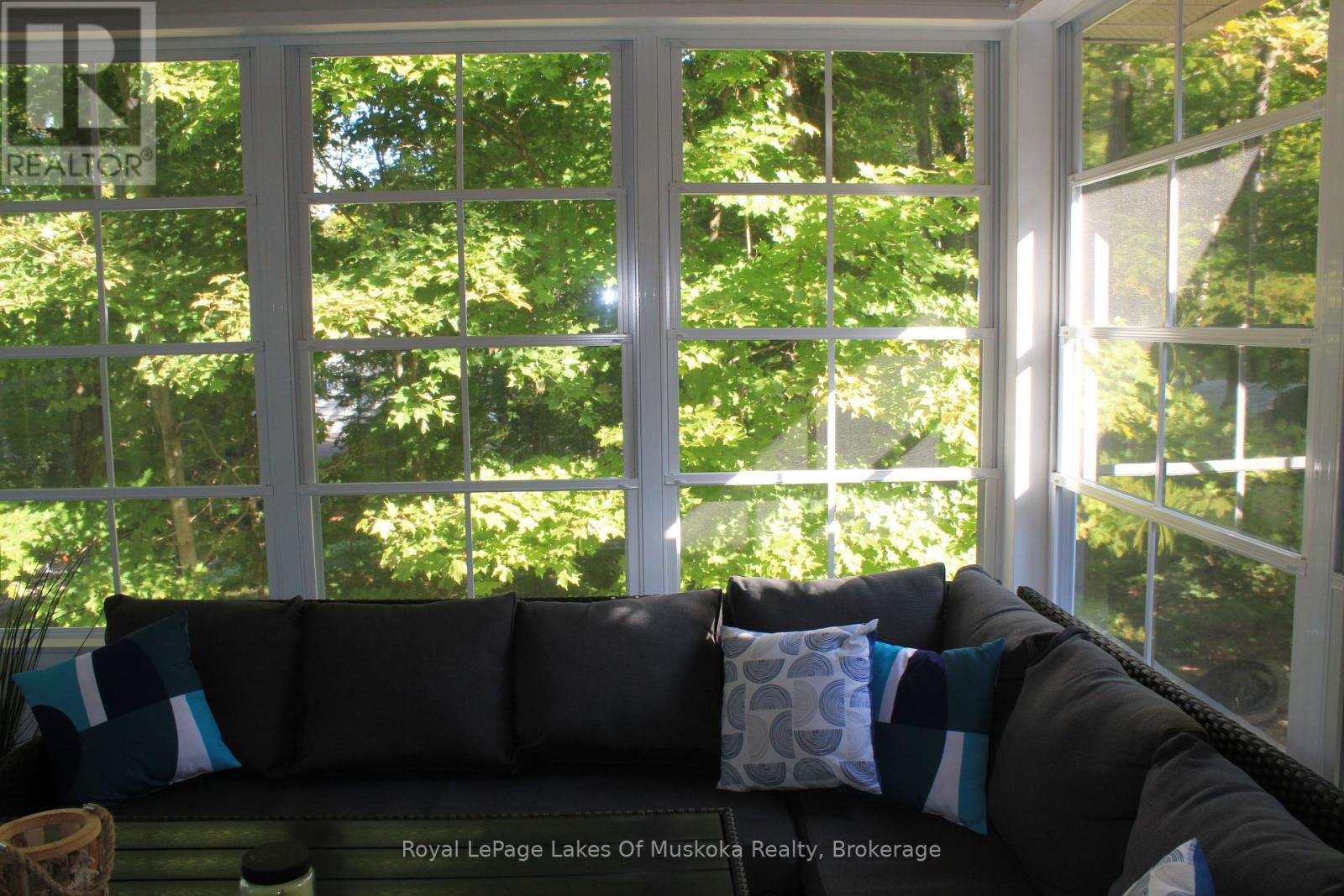 Photo 18 of 340 Wurm Road, Magnetawan ON