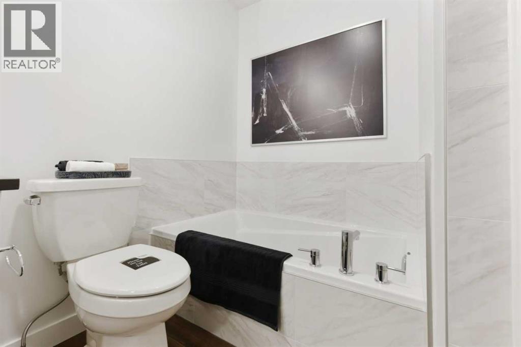 Photo 28 of 607 Buffaloberry Manor Se, Calgary AB