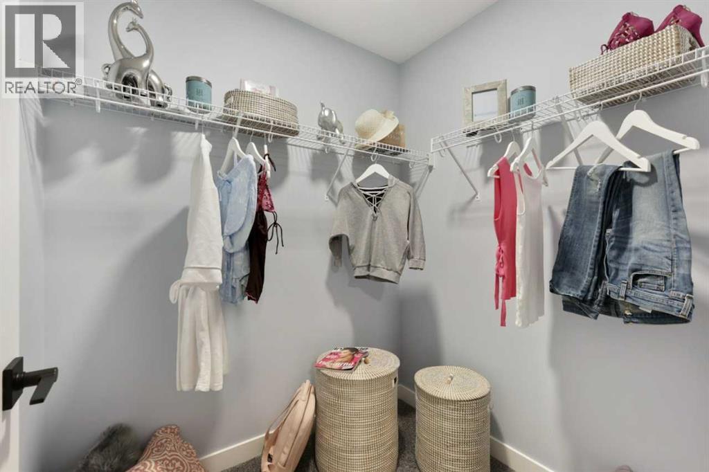 Photo 35 of 607 Buffaloberry Manor Se, Calgary AB