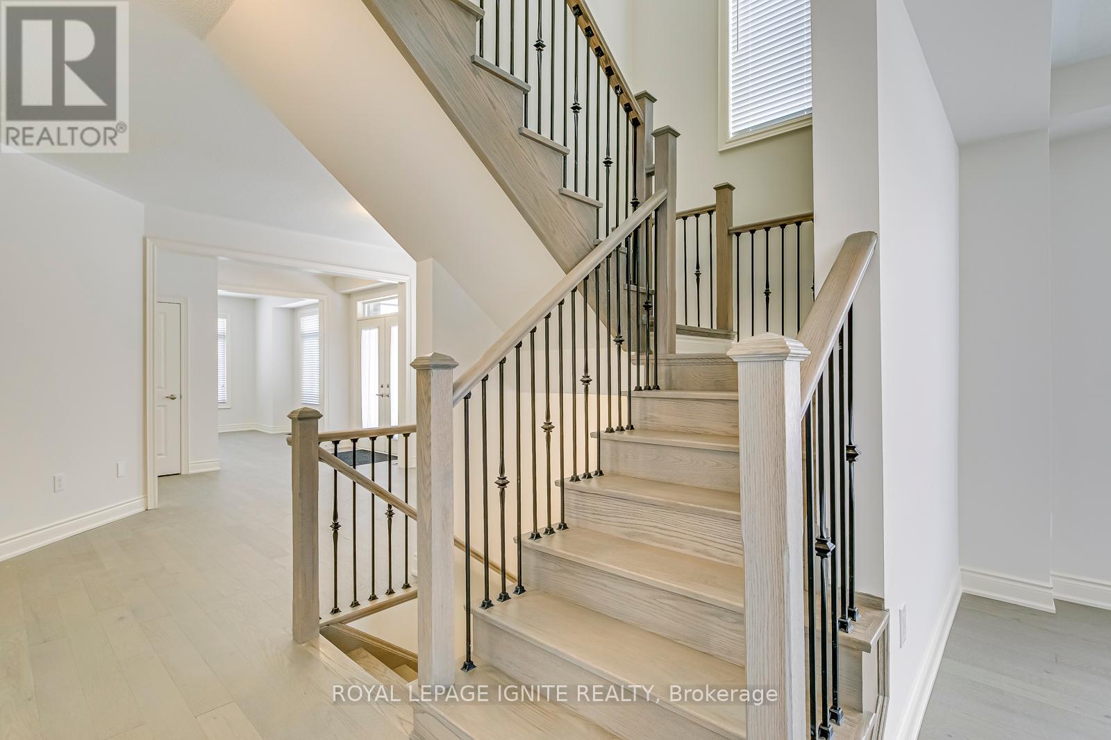 Photo 22 of 110 Cattail Crescent, Hamilton ON