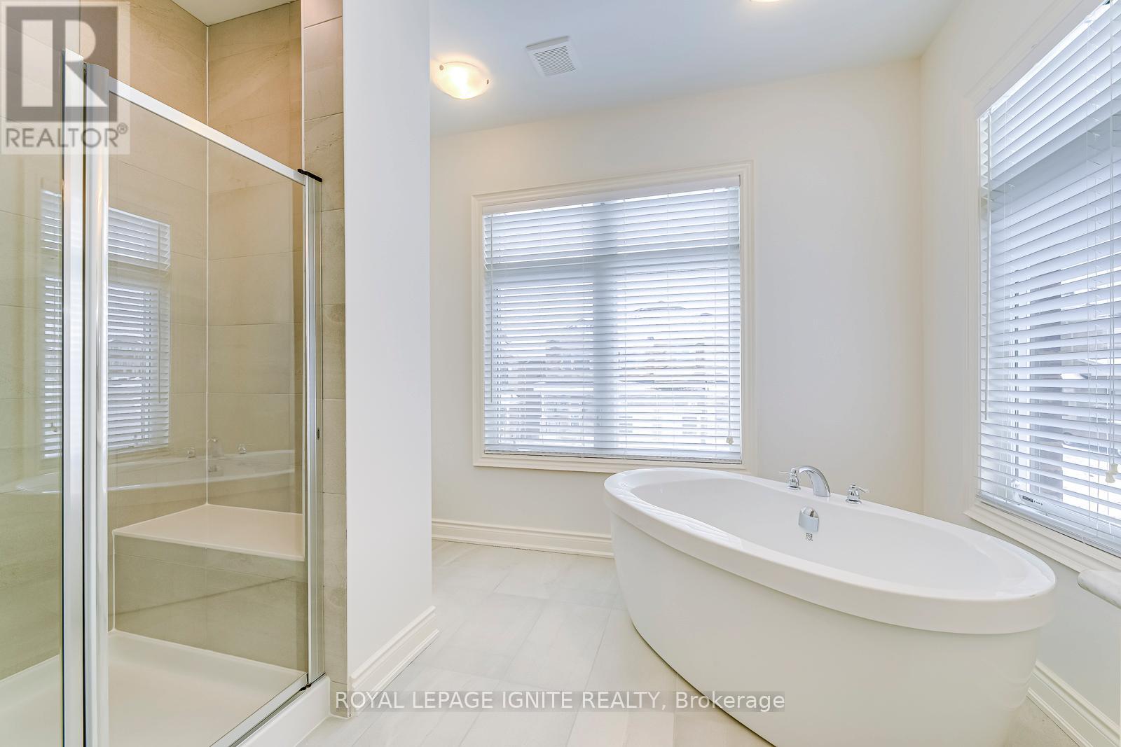 Photo 26 of 110 Cattail Crescent, Hamilton ON