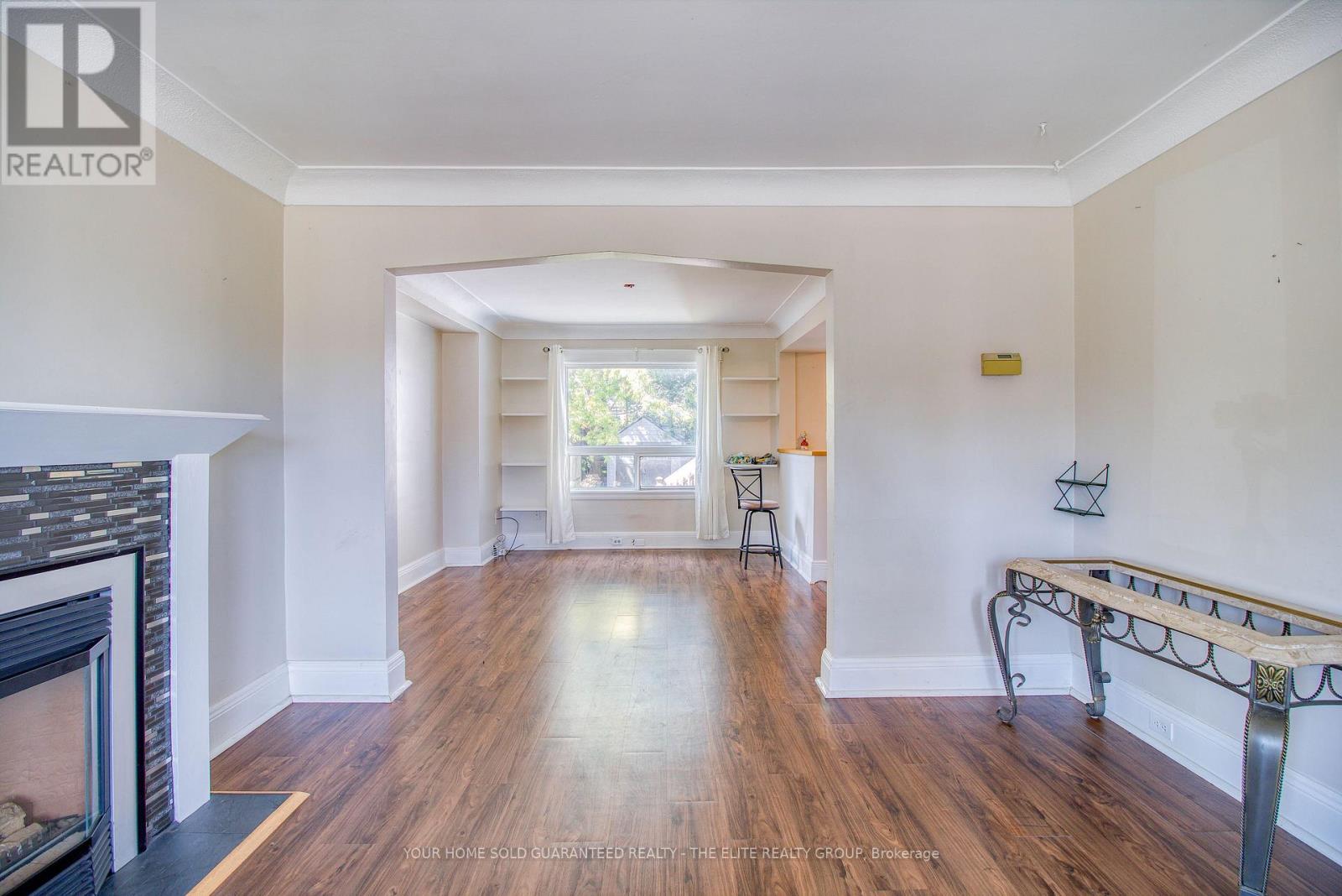 Photo 11 of 167 Balsam Avenue N, Hamilton ON