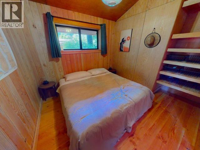 1590/94 VANCOUVER BLVD, Savary Island