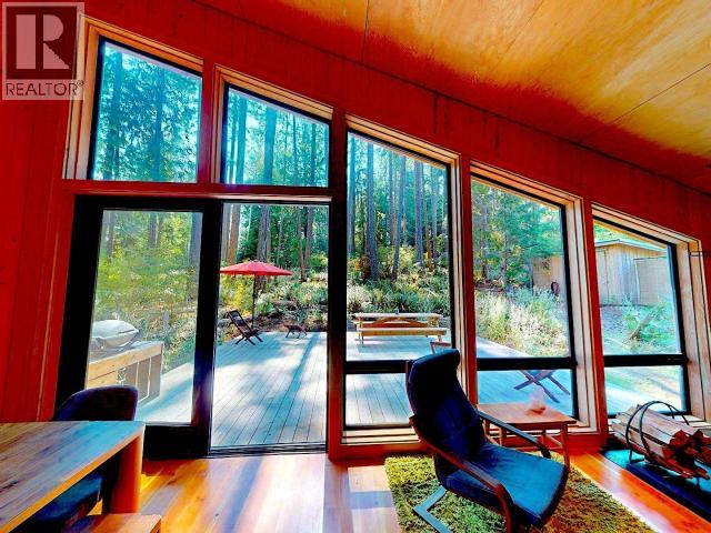 1590/94 VANCOUVER BLVD, Savary Island