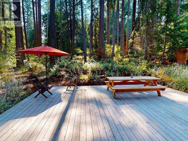 1590/94 VANCOUVER BLVD, Savary Island