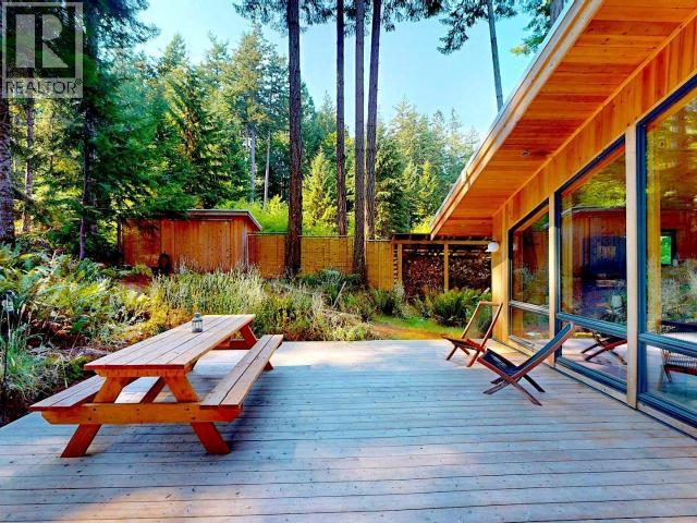 1590/94 VANCOUVER BLVD, Savary Island
