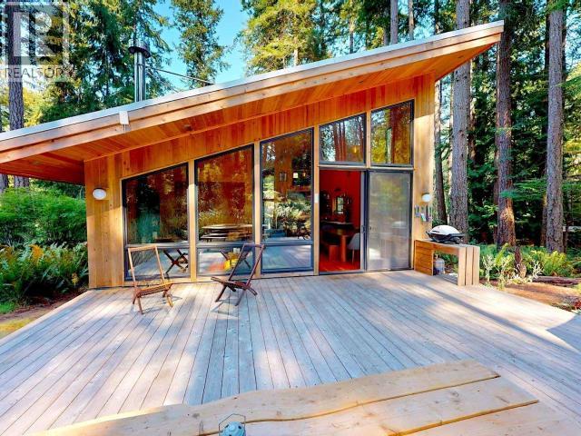 1590/94 VANCOUVER BLVD, Savary Island
