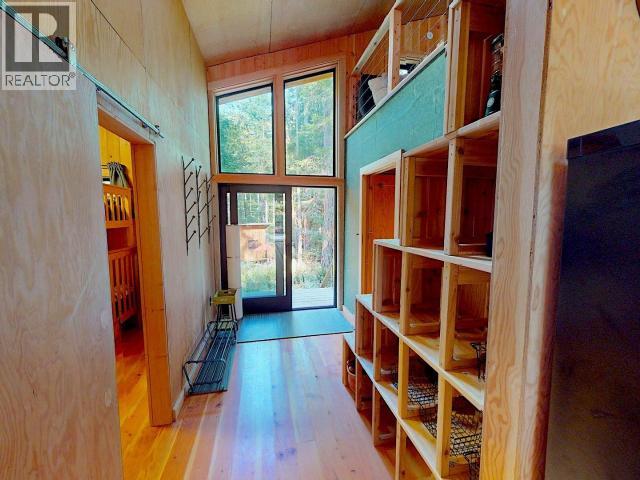 1590/94 VANCOUVER BLVD, Savary Island
