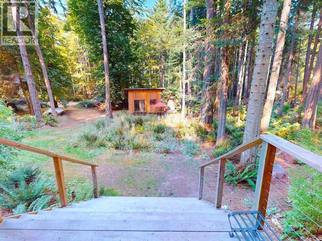 1590/94 VANCOUVER BLVD, Savary Island