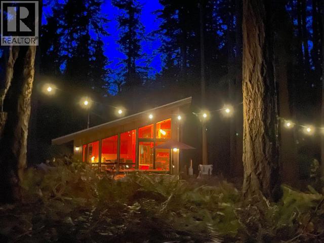 1590/94 VANCOUVER BLVD, Savary Island