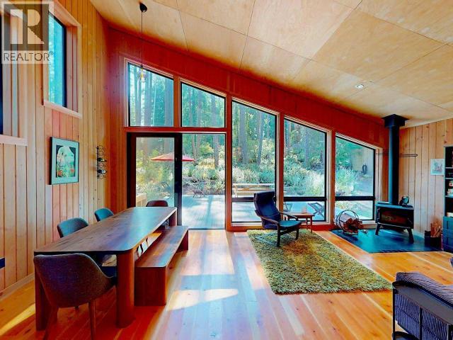 1590/94 VANCOUVER BLVD, Savary Island