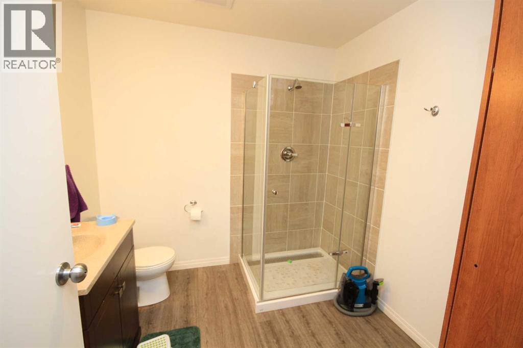 Photo 14 of 4930 52 Avenue, Taber AB