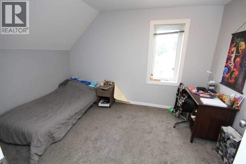 Photo 19 of 4930 52 Avenue, Taber AB