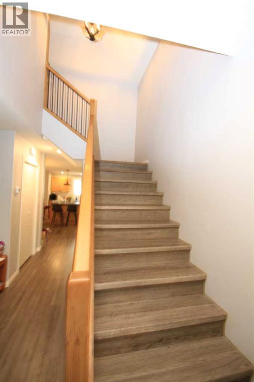 Photo 8 of 4930 52 Avenue, Taber AB