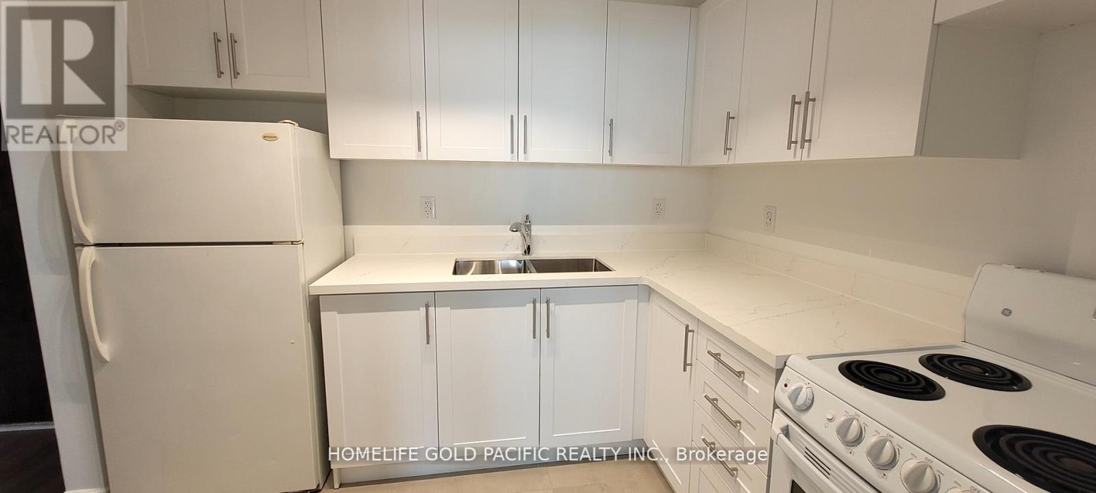 Photo 3 of 1007 5949 Yonge Street, Toronto ON