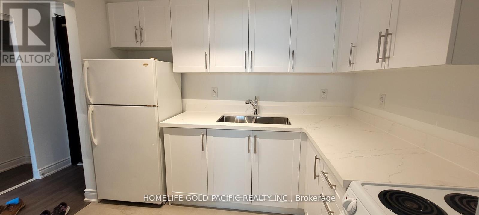 Photo 4 of 1007 5949 Yonge Street, Toronto ON
