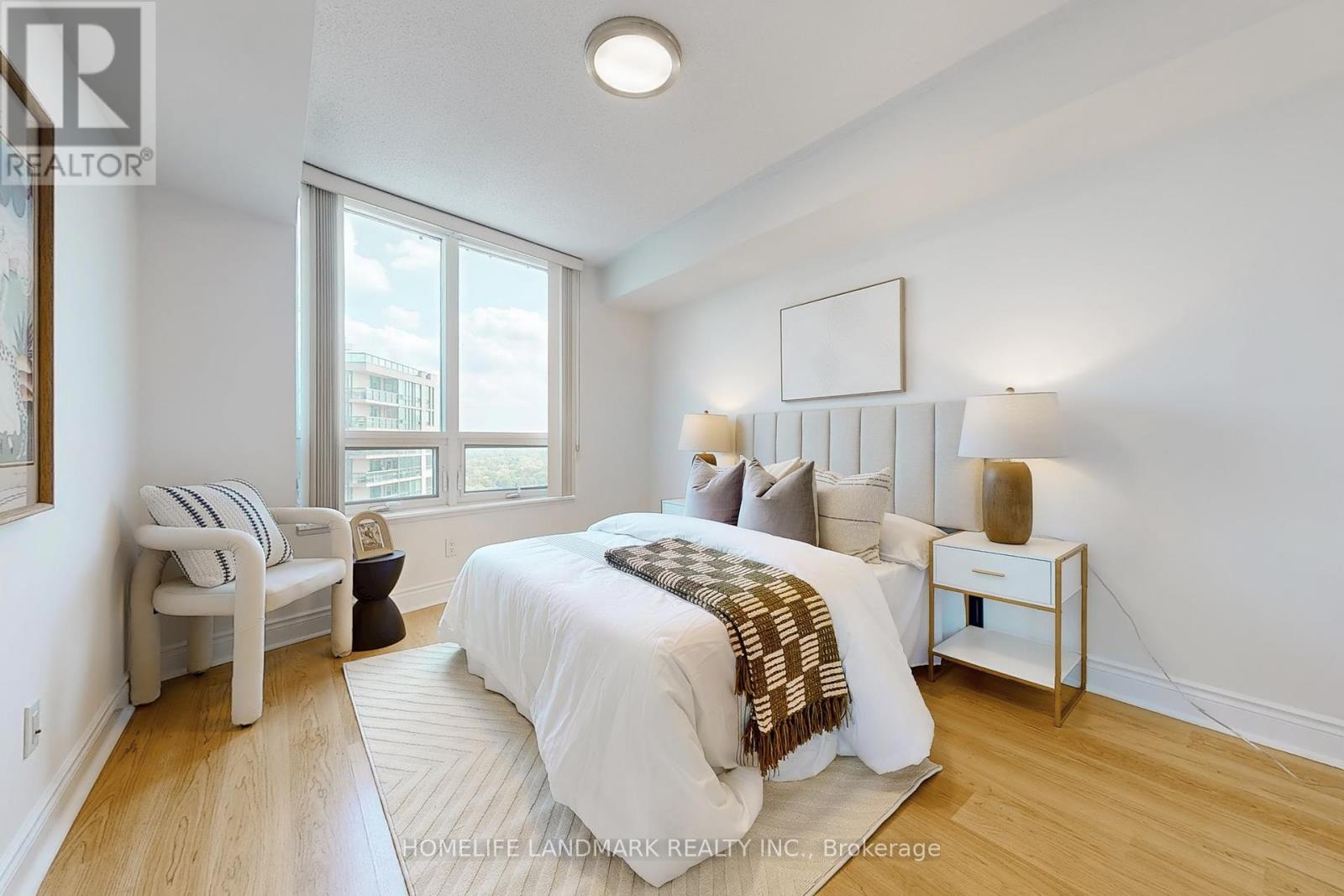 Photo 11 of 1405 15 Greenview Avenue, Toronto ON