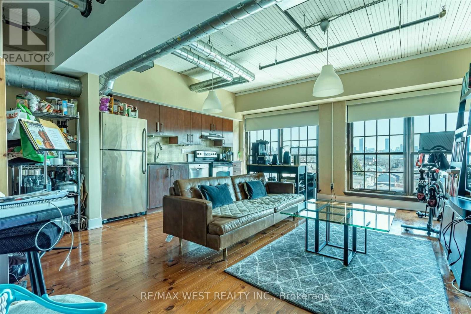 Photo 2 of 414 183 Dovercourt Road, Toronto ON