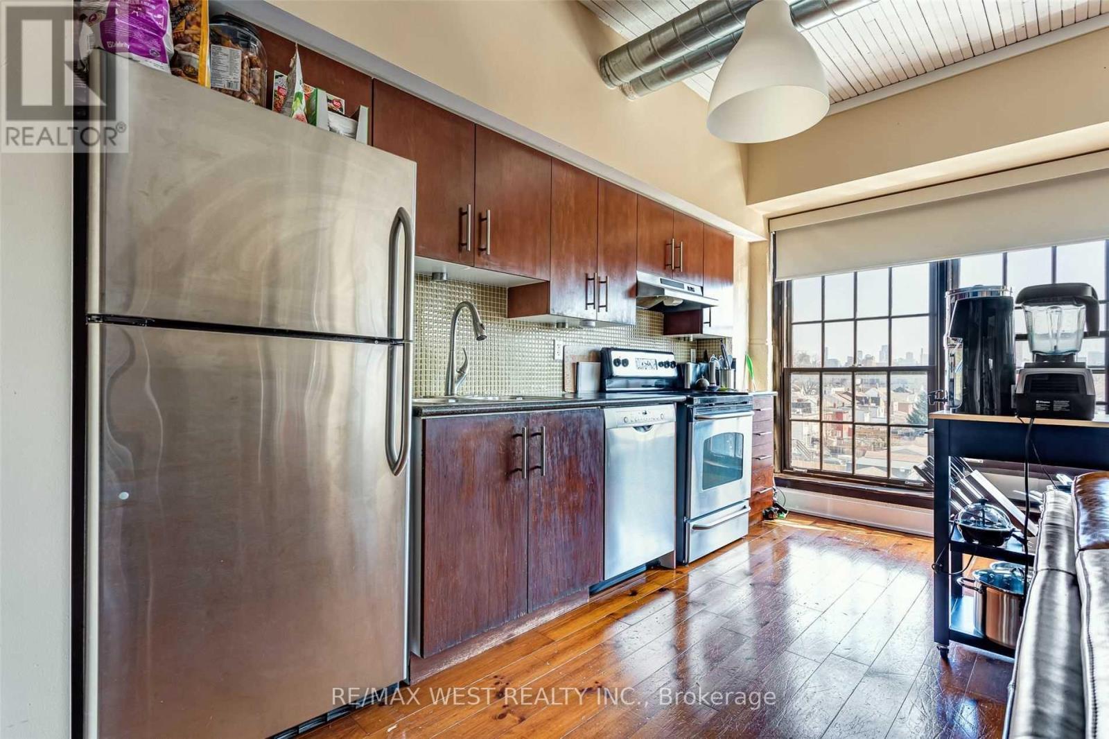 Photo 7 of 414 183 Dovercourt Road, Toronto ON