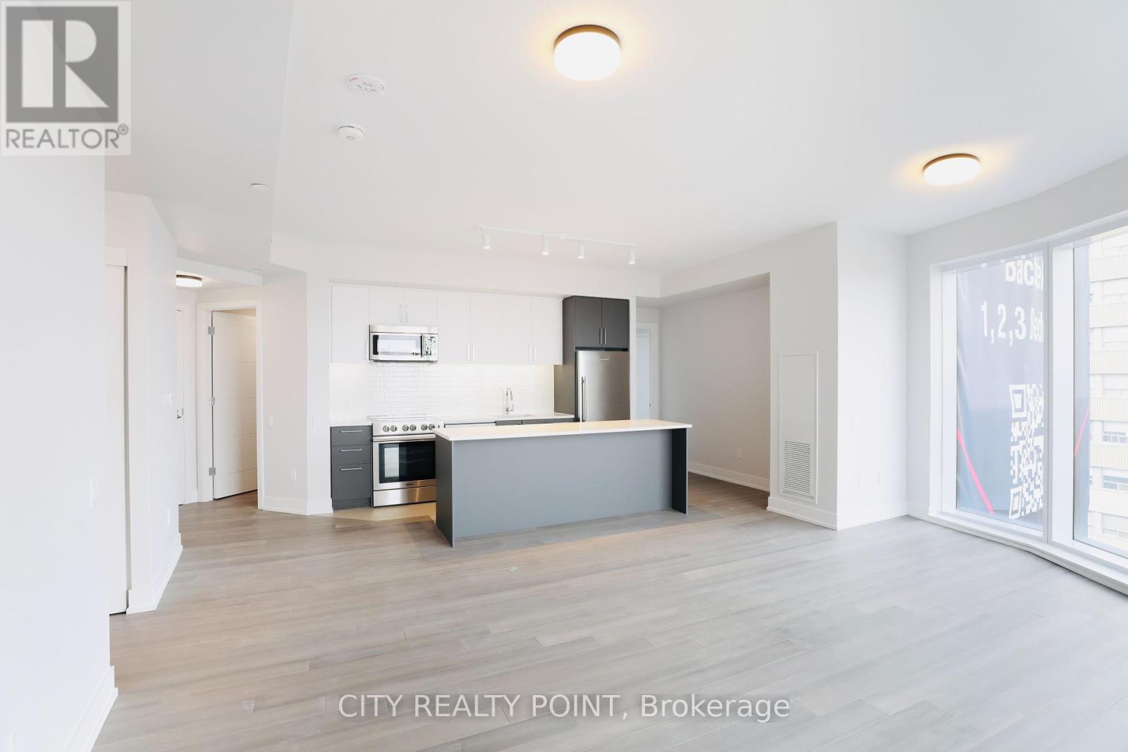 Photo 1 of 707 2525 Bathurst Street, Toronto ON