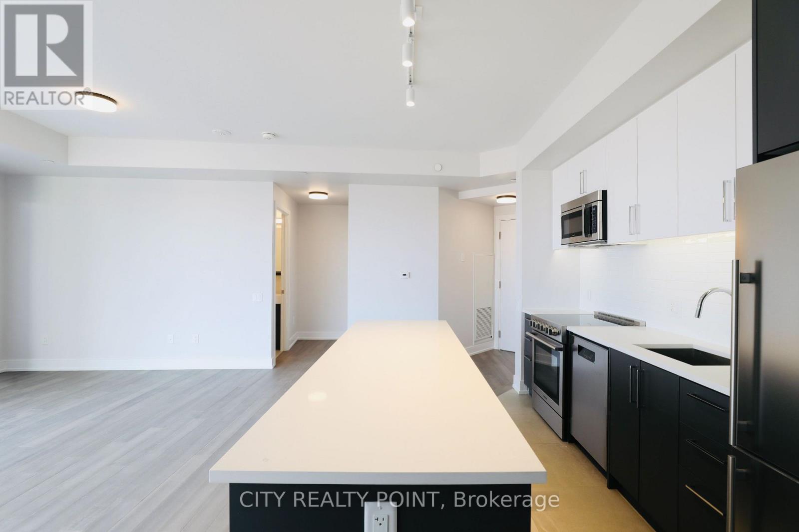 Photo 3 of 707 2525 Bathurst Street, Toronto ON