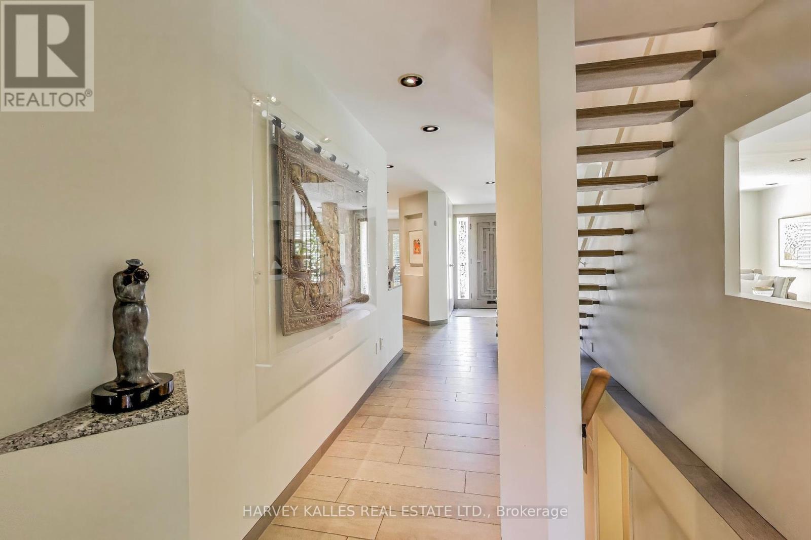 Photo 6 of 103 Vesta Drive, Toronto ON