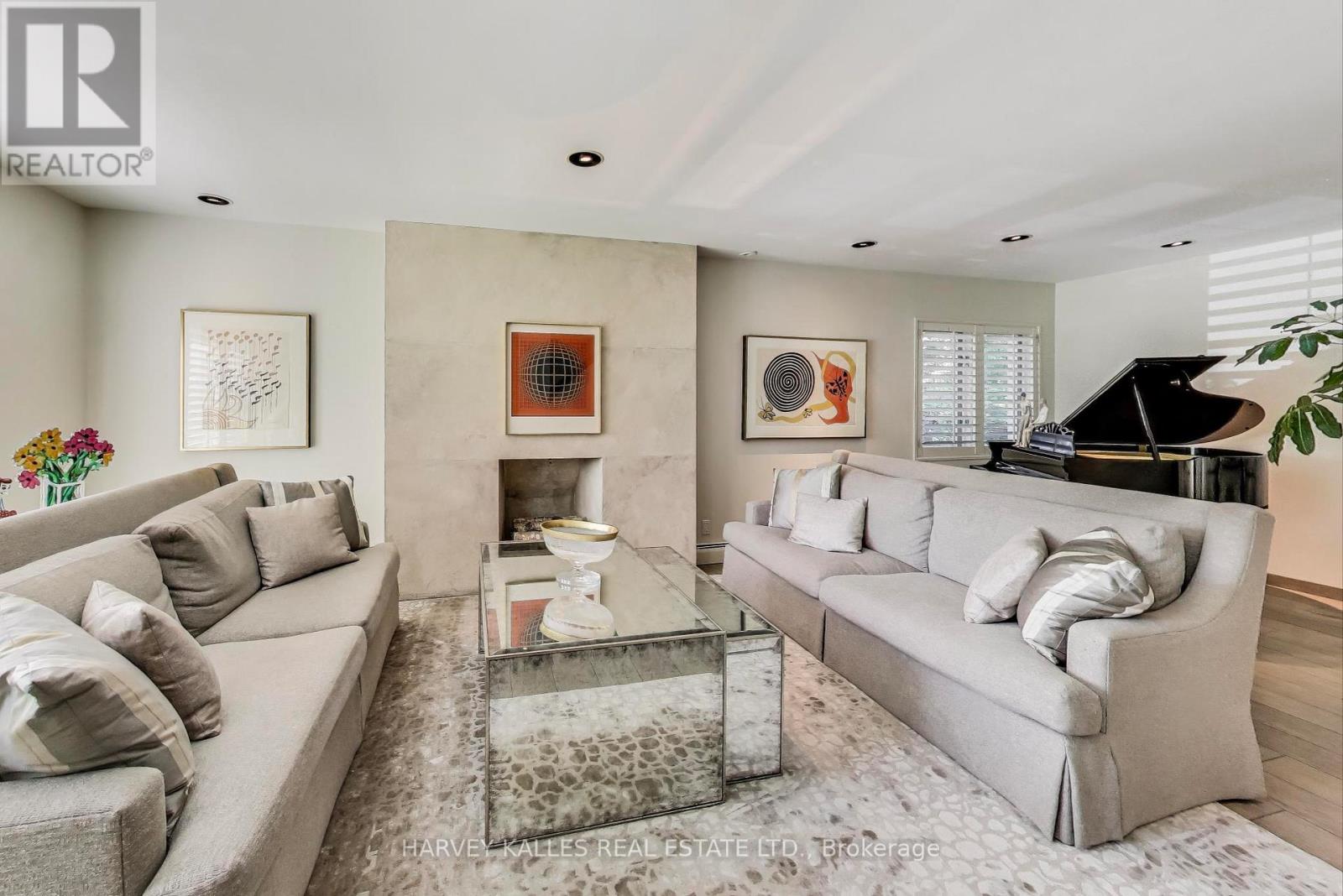Photo 8 of 103 Vesta Drive, Toronto ON