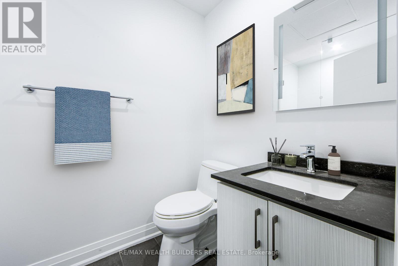 Photo 3 of 3 217 Jarvis Street, Toronto ON