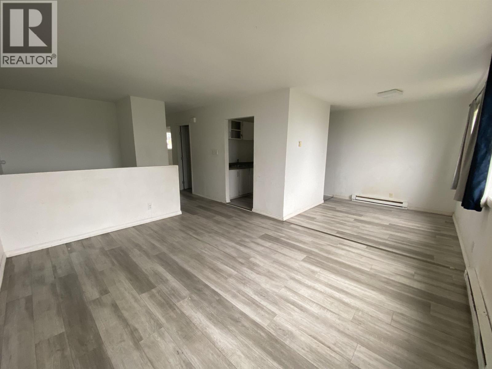 890-894 OCEANVIEW DRIVE