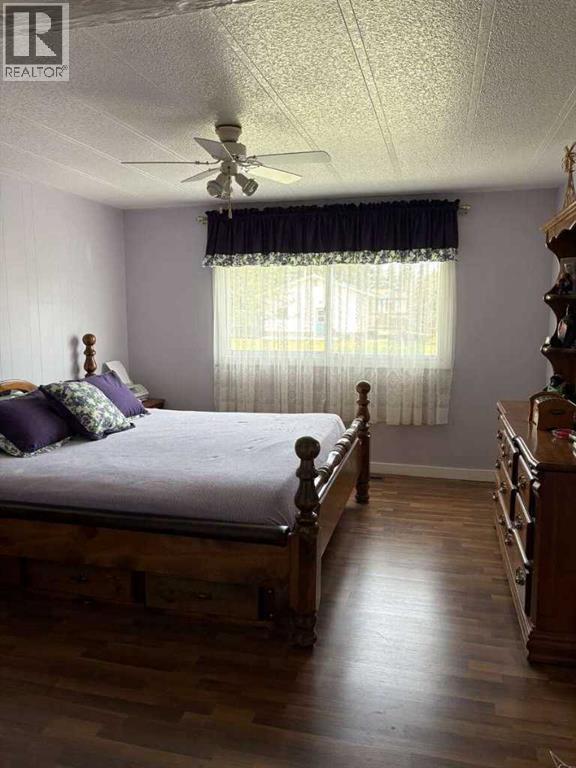 Photo 42 of 4601 50 Avenue, Daysland AB