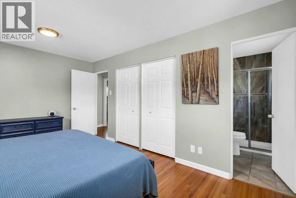 Photo 19 of 1215 Mapleglade Place Se, Calgary AB