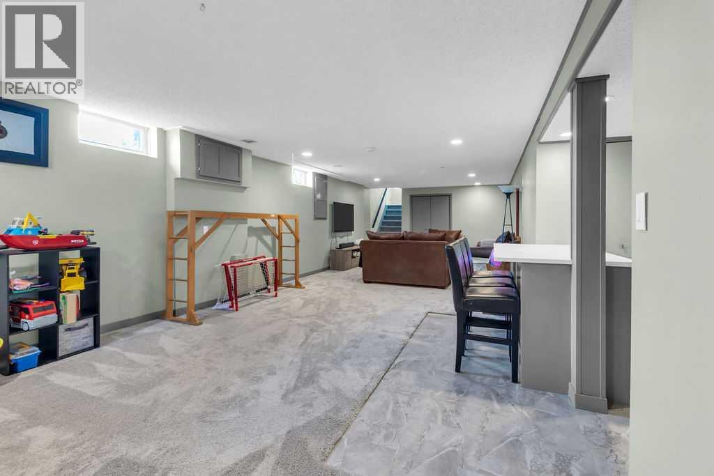 Photo 34 of 1215 Mapleglade Place Se, Calgary AB