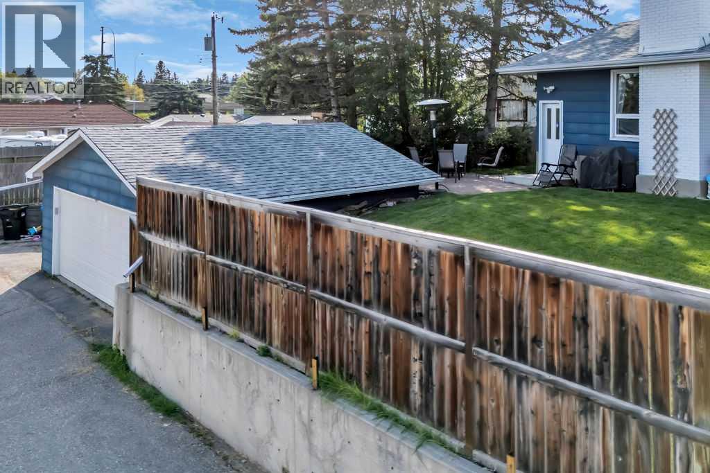 Photo 43 of 1215 Mapleglade Place Se, Calgary AB