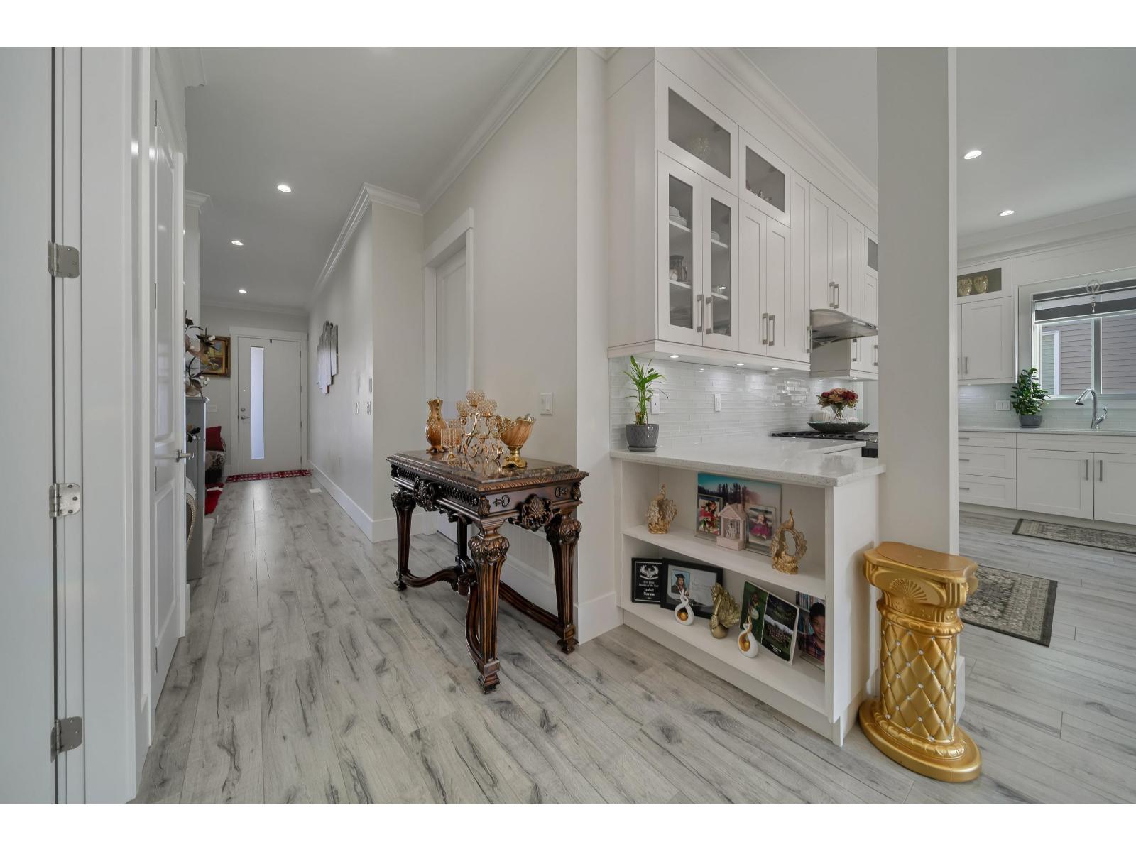 Photo 6 of 8341 209 B Street, Langley BC